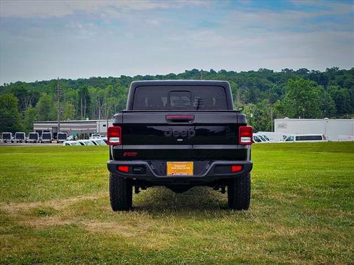 2022 Jeep Gladiator Willys