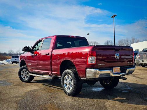2022 RAM 2500 Big Horn Crew Cab 4x4 6'4' Box