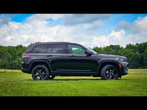 2025 Jeep Grand Cherokee Limited X