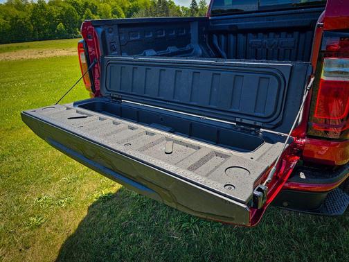 Volcanic Red Tintcoat 2026 GMC Canyon Denali