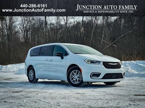 2026 Chrysler Pacifica L