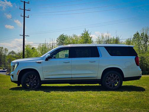 Glacier White Tricoat 2026 GMC Yukon XL Denali