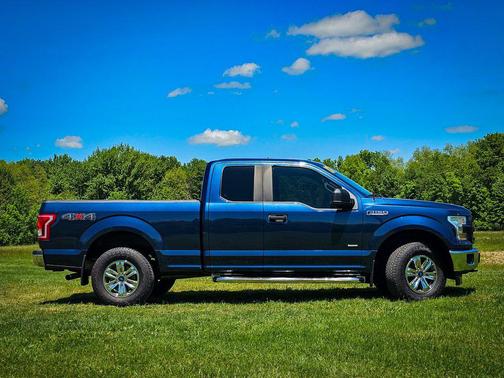 Blue 2017 Ford F-150 XL