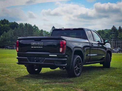 Onyx Black 2023 GMC Sierra 1500 Elevation