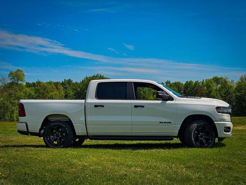 Bright White Clearcoat 2026 RAM 1500 Express