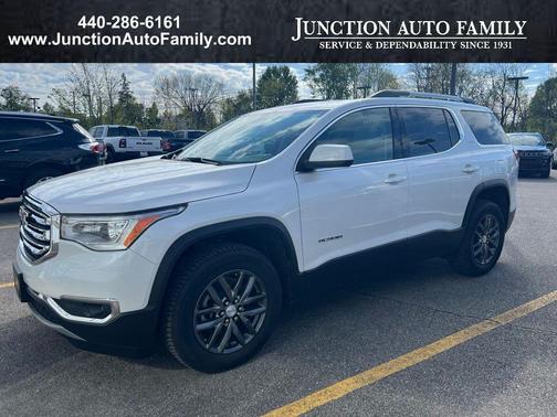 White Frost Tricoat 2019 GMC Acadia SLT-1