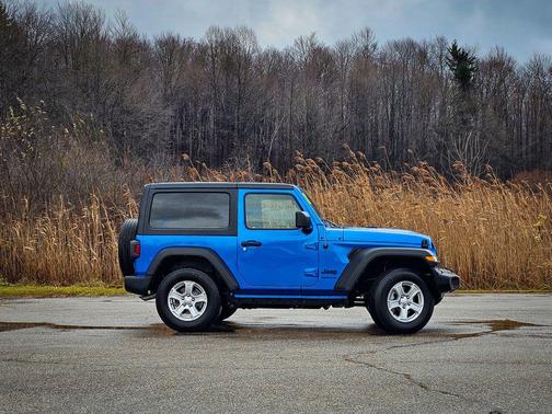 2022 Jeep Wrangler Sport S