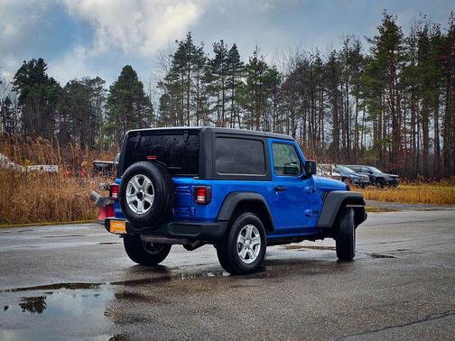 2022 Jeep Wrangler Sport S