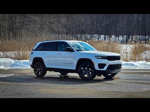 2025 Jeep Grand Cherokee Altitude