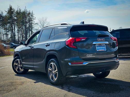 Graphite Gray Metallic 2021 GMC Terrain SLT