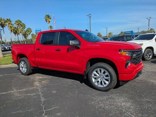 2025 Chevrolet Silverado 1500 Custom