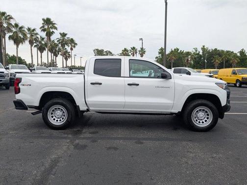 2025 Chevrolet Colorado WT