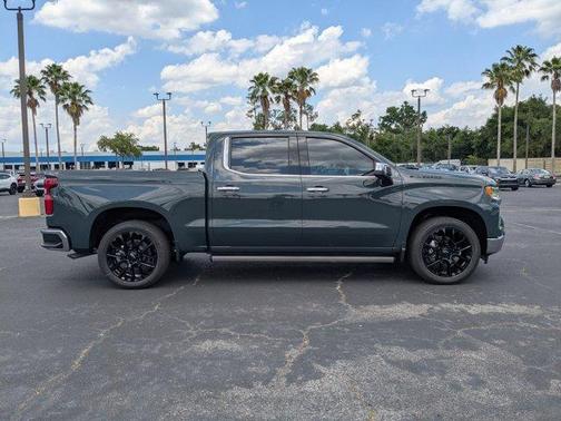 2025 Chevrolet Silverado 1500 LTZ