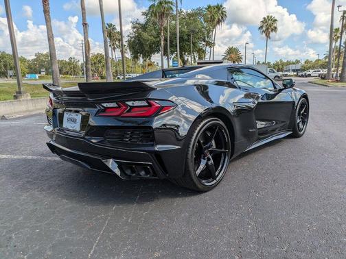 2025 Chevrolet Corvette E-Ray