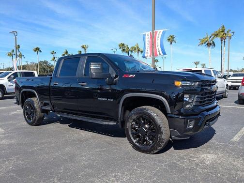 2024 Chevrolet Silverado 2500 Custom