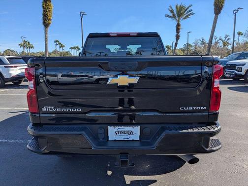2024 Chevrolet Silverado 2500 Custom
