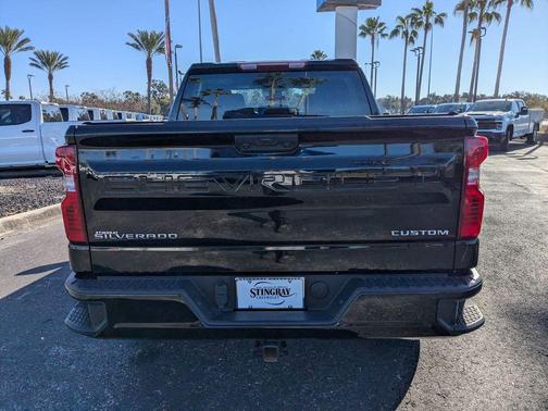 2024 Chevrolet Silverado 1500 Custom
