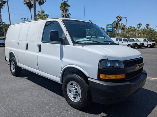 2025 Chevrolet Express 2500 Work Van