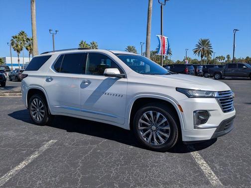 2023 Chevrolet Traverse Premier