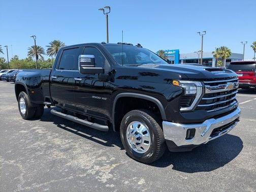 2025 Chevrolet Silverado 3500 LTZ