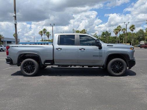 2025 Chevrolet Silverado 2500 Custom