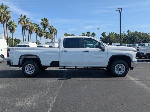 2025 Chevrolet Silverado 3500 WT