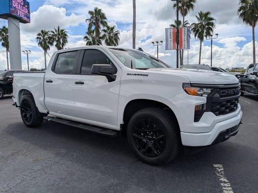2024 Chevrolet Silverado 1500 Custom
