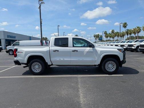 2025 Chevrolet Colorado WT