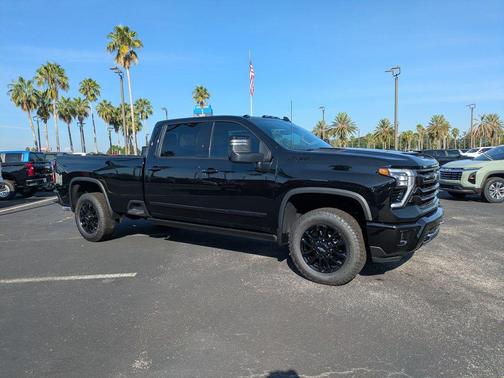2025 Chevrolet Silverado 3500 High Country