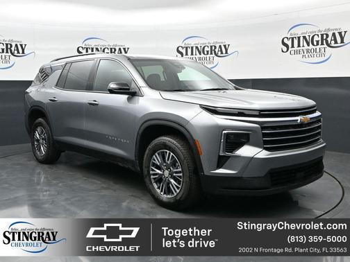 Sterling Gray Metallic 2026 Chevrolet Traverse LT