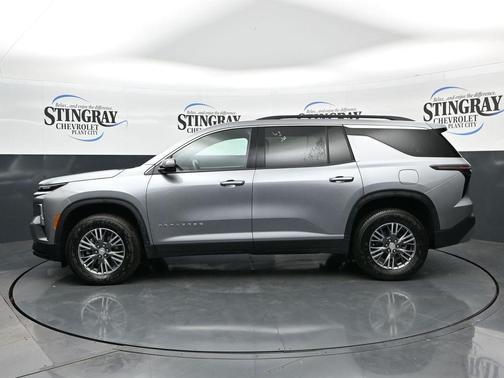 Sterling Gray Metallic 2026 Chevrolet Traverse LT
