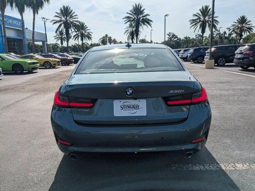 2021 BMW 330 i