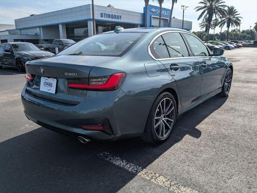 2021 BMW 330 i