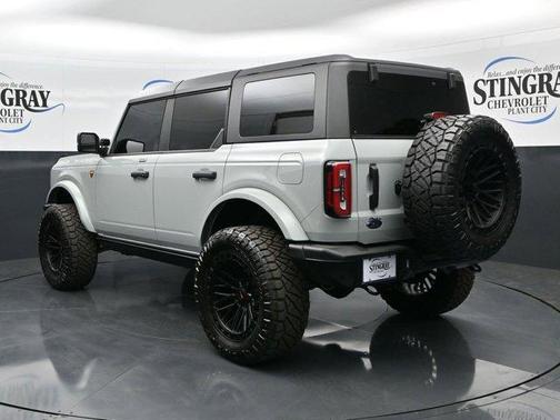 Cactus Green / Gray 2023 Ford Bronco