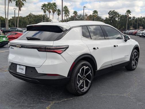 2026 Chevrolet Equinox EV LT 2