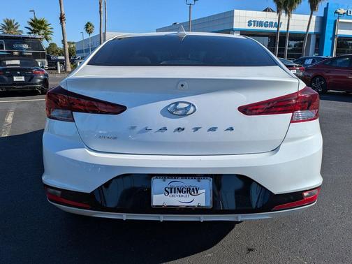 2020 Hyundai ELANTRA SEL