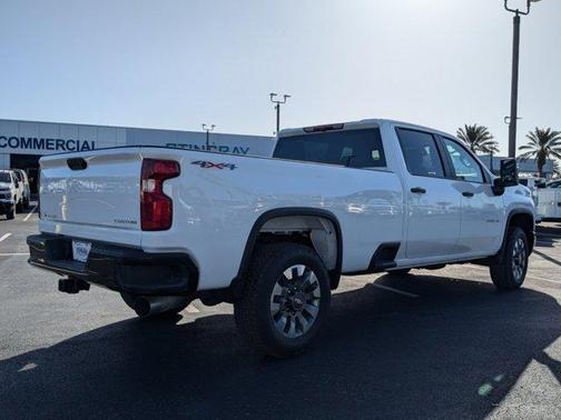 2025 Chevrolet Silverado 2500 Custom