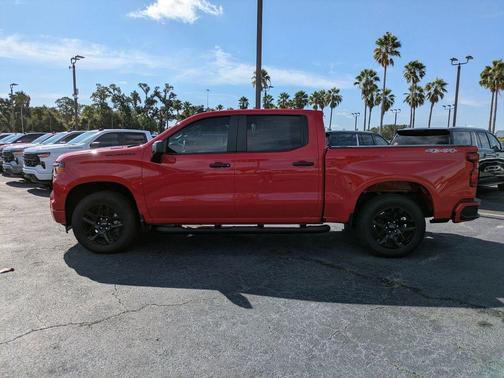 2025 Chevrolet Silverado 1500 Custom