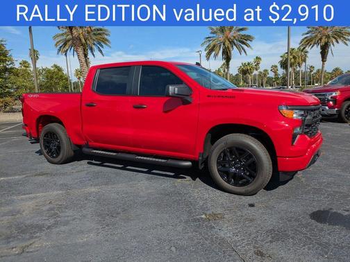 2025 Chevrolet Silverado 1500 Custom