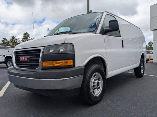 2023 GMC Savana 2500 Work Van