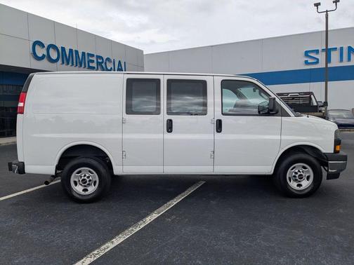 2023 GMC Savana 2500 Work Van
