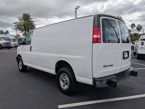 2023 GMC Savana 2500 Work Van