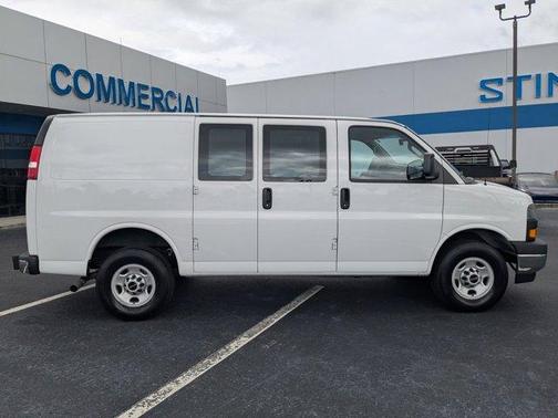 2023 GMC Savana 2500 Work Van
