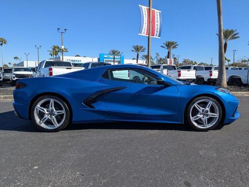 2023 Chevrolet Corvette Stingray w/1LT