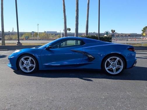 2023 Chevrolet Corvette Stingray w/1LT