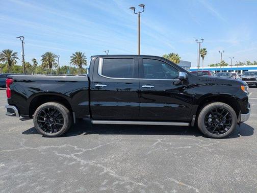 2025 Chevrolet Silverado 1500 LTZ