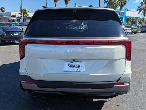 2025 Kia Carnival SX Prestige