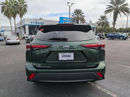 2024 Toyota Highlander XLE