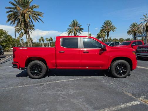 2025 Chevrolet Silverado 1500 Custom