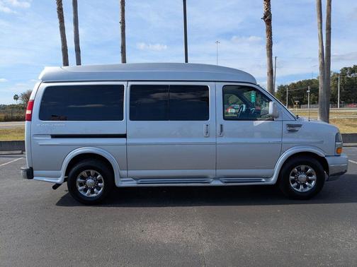 2014 Chevrolet Express 2500 LT